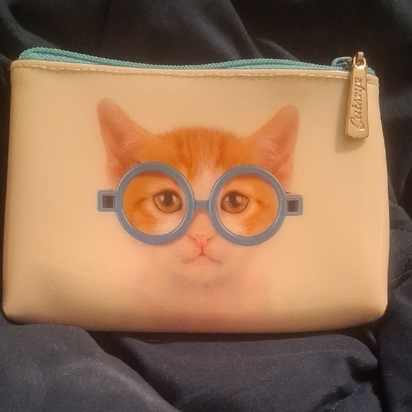 Catseye London Handbags - Catseye London Beige Cat Cosmetic Bag with Blue Zipper